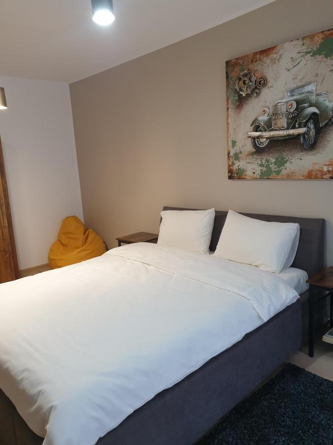 Qualis Apartament2 Apartment Brasov Bagian luar foto