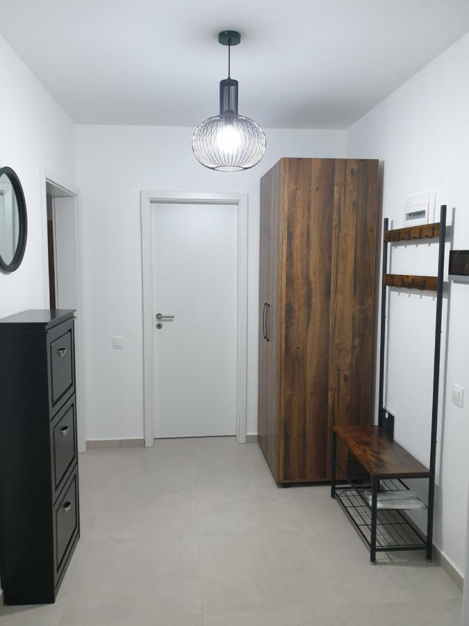 Qualis Apartament2 Apartment Brasov Bagian luar foto