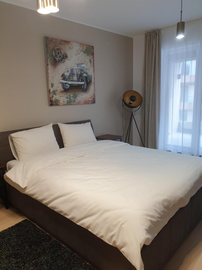 Qualis Apartament2 Apartment Brasov Bagian luar foto