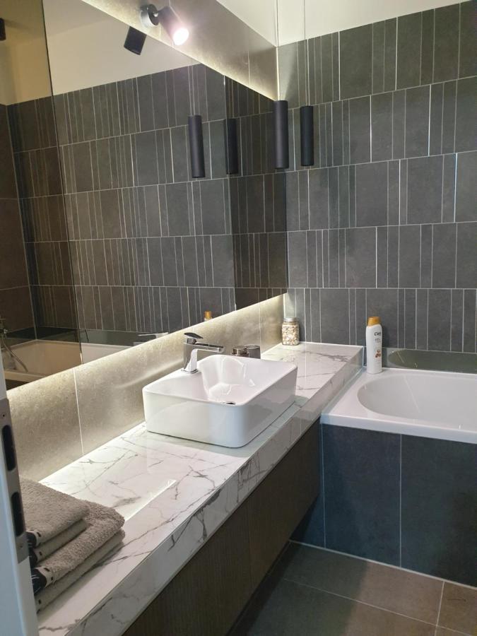 Qualis Apartament2 Apartment Brasov Bagian luar foto